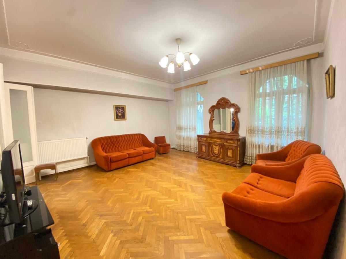 Davit'S Apartment 21 Тбилиси Экстерьер фото